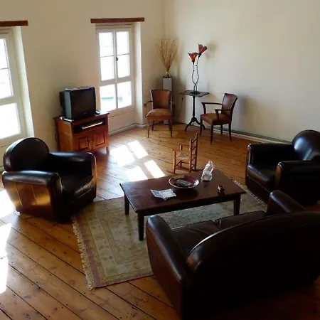 Chambres D'hotes La Rive Bed & Breakfast